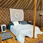 Les Jardins De Chiron Et Tiny House Dans Le Sud