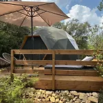 Les Jardins De Chiron Et Tiny House Dans Le Sud אכסניה