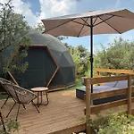 Les Jardins De Chiron Et Tiny House Dans Le Sud * Sauve