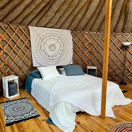 Les Jardins De Chiron Et Tiny House Dans Le Sud